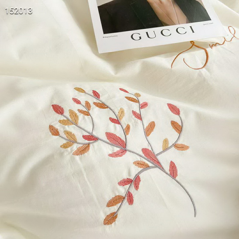 Machine washing duvet set