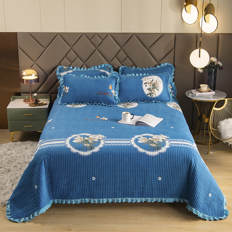 decorative border bed cover