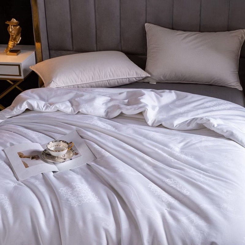 提花編織桑蠶絲絎縫冬被 制造商,提花編織桑蠶絲絎縫冬被 工廠,供應 提花編織桑蠶絲絎縫冬被